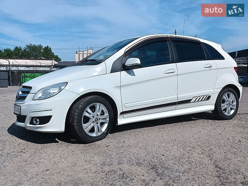 Mercedes-Benz B-Class 2010