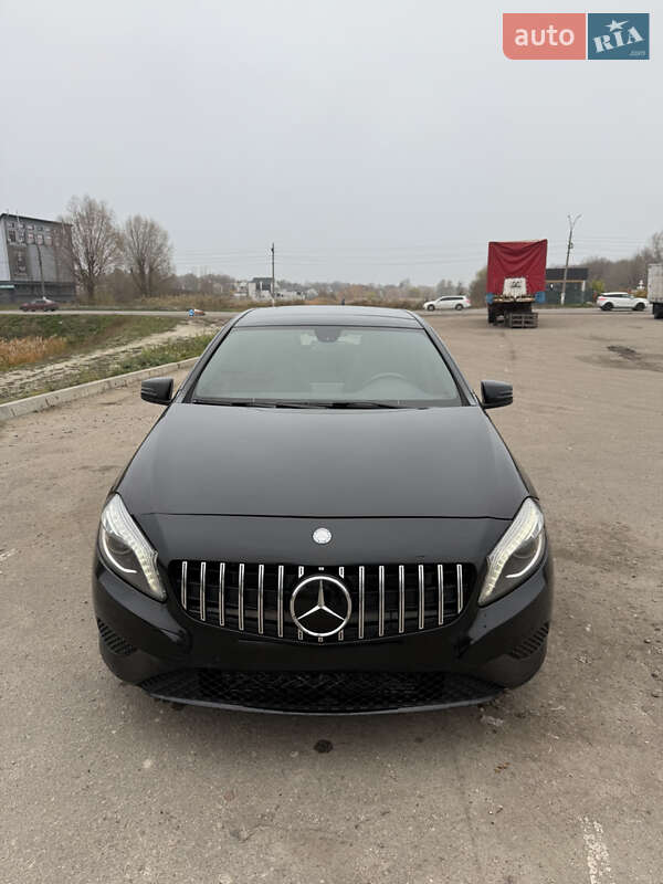 Mercedes-Benz GLA-Class 2015