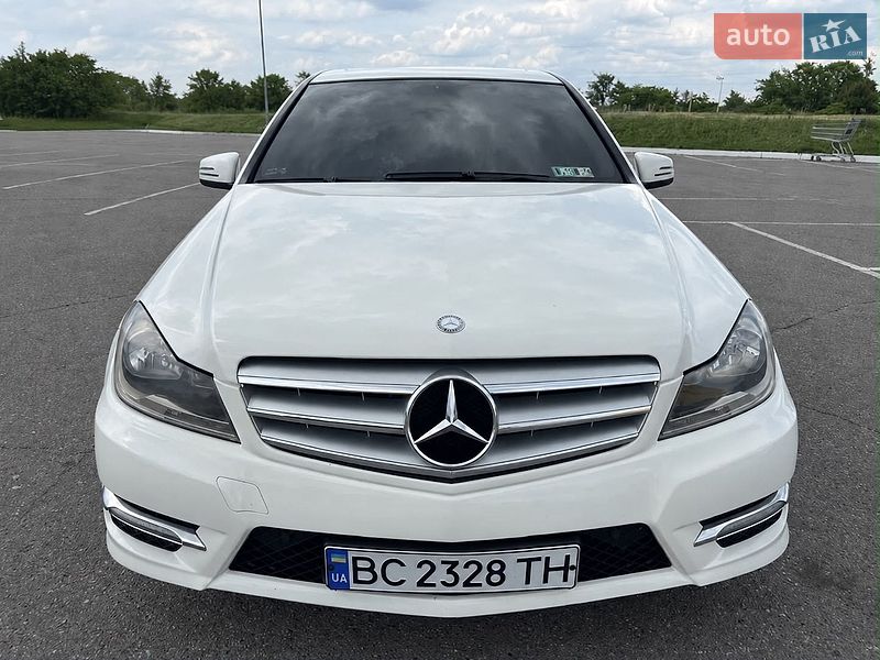Mercedes-Benz C-Class 2012