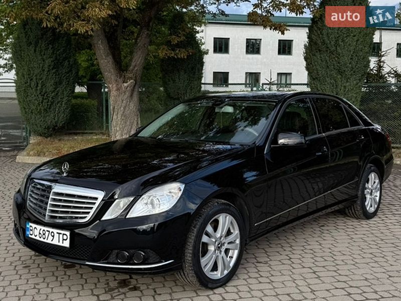 Mercedes-Benz E-Class 2011