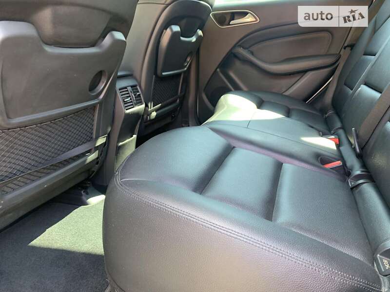 Mercedes-Benz B-Class 2014