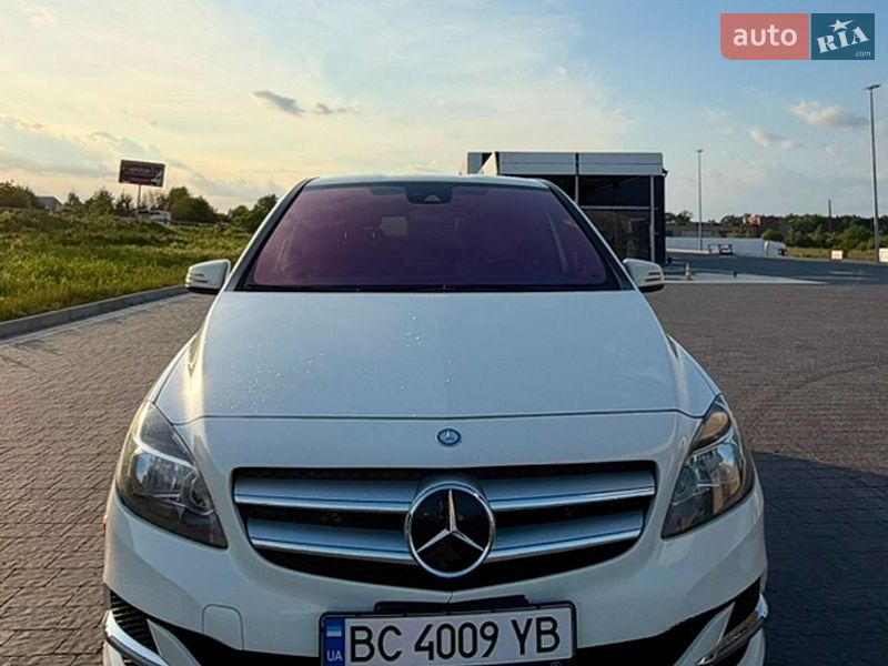 Mercedes-Benz B-Class 2016