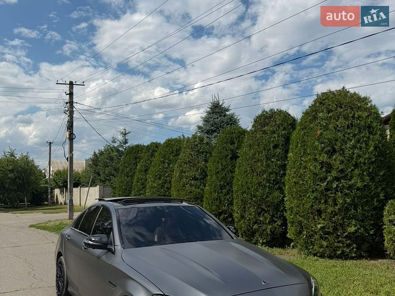 Mercedes-Benz C-Class 2019