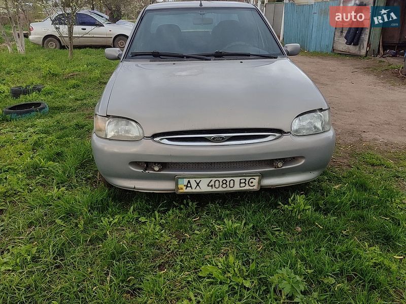 Ford Escort 1996