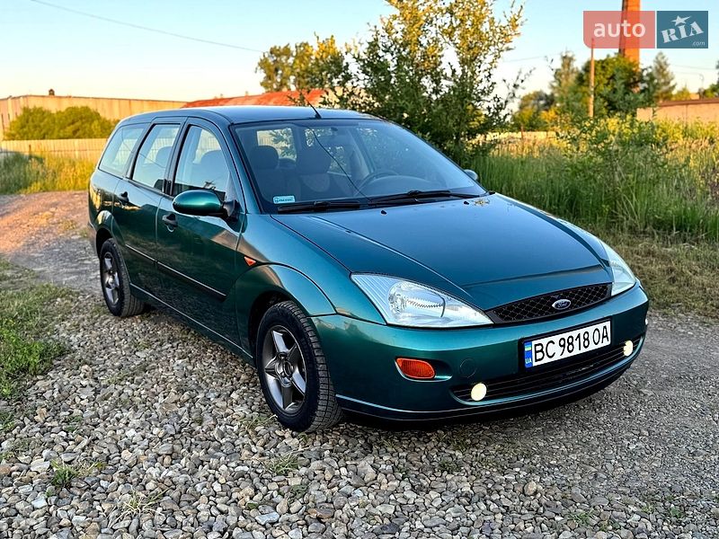 Ford Focus 2000