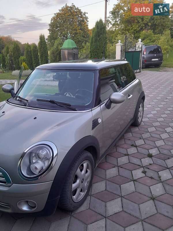 MINI Hatch 2008