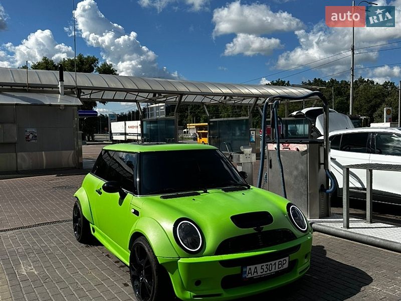 MINI Cooper 2003
