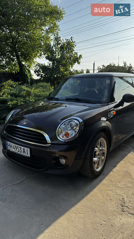 MINI Cooper 2011