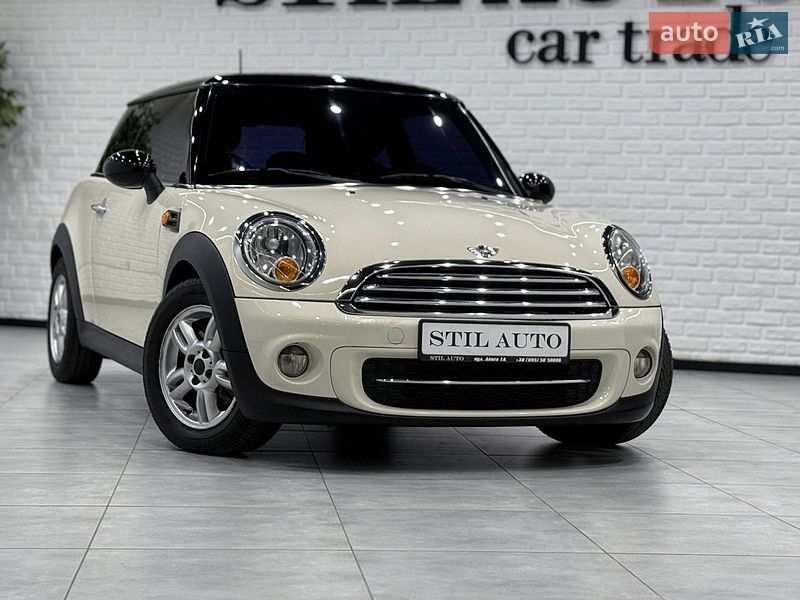 MINI Cooper 2012
