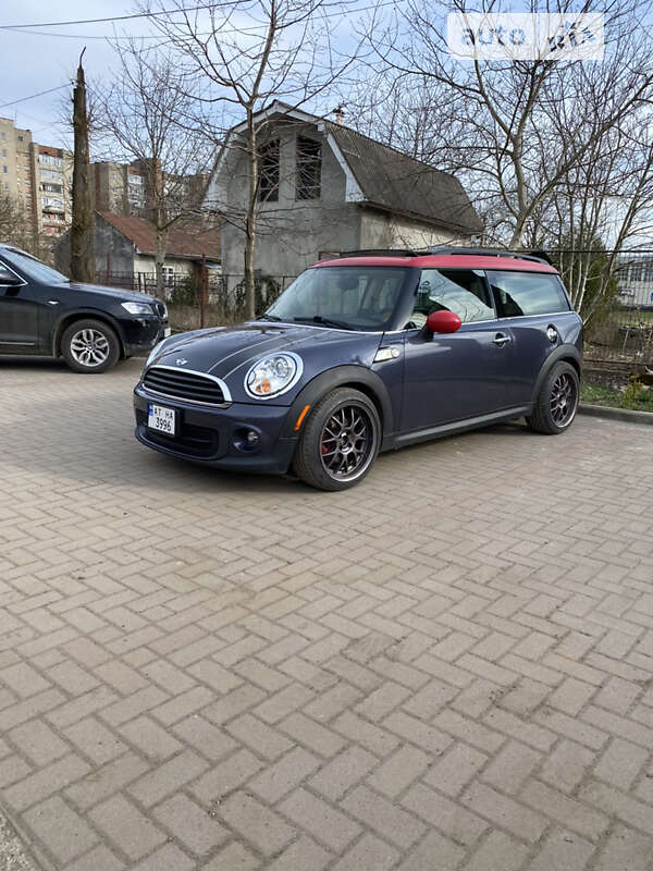 MINI Clubman 2012