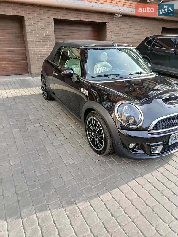MINI Cooper 2012