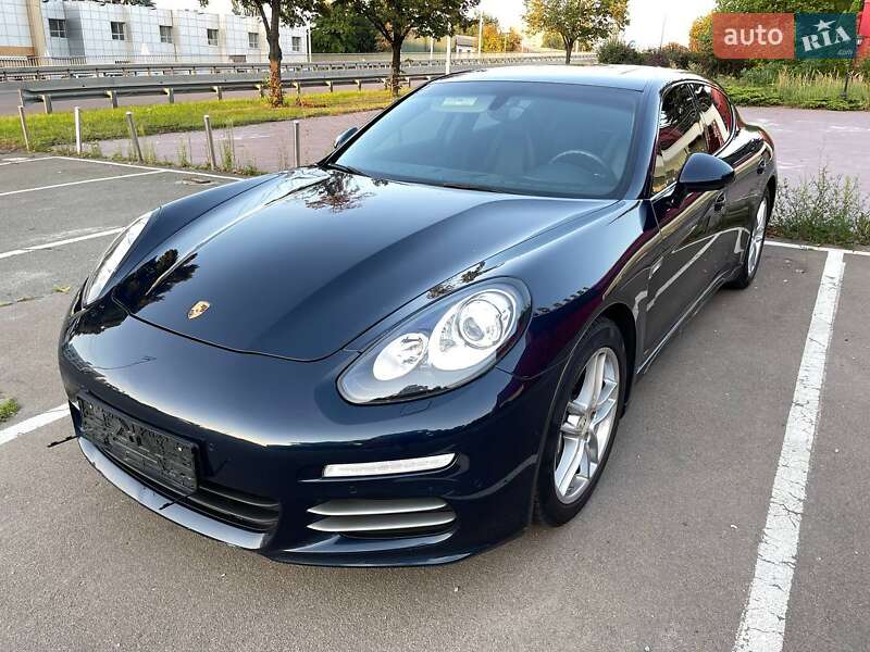 Porsche Panamera 2016