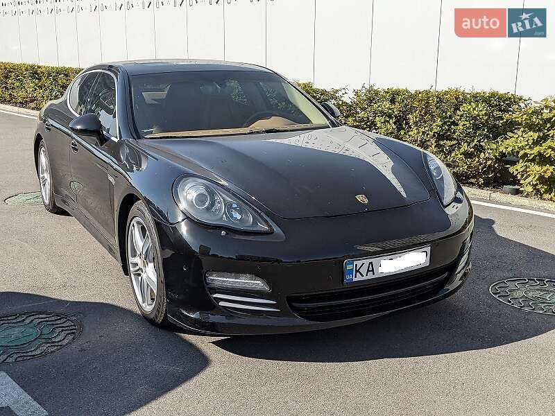 Porsche Panamera 2011