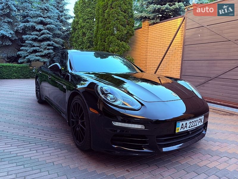 Porsche Panamera 2013