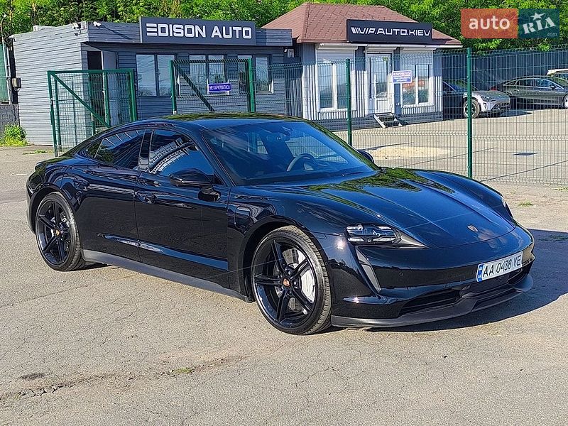 Porsche Taycan 2020