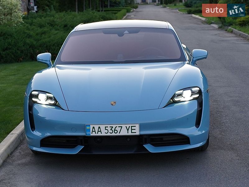 Porsche Taycan 2020