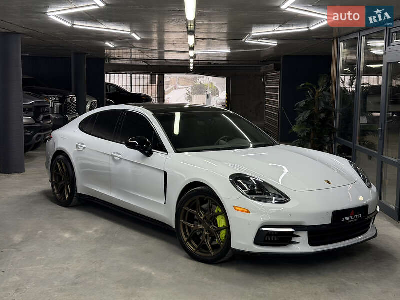 Porsche Panamera 2017