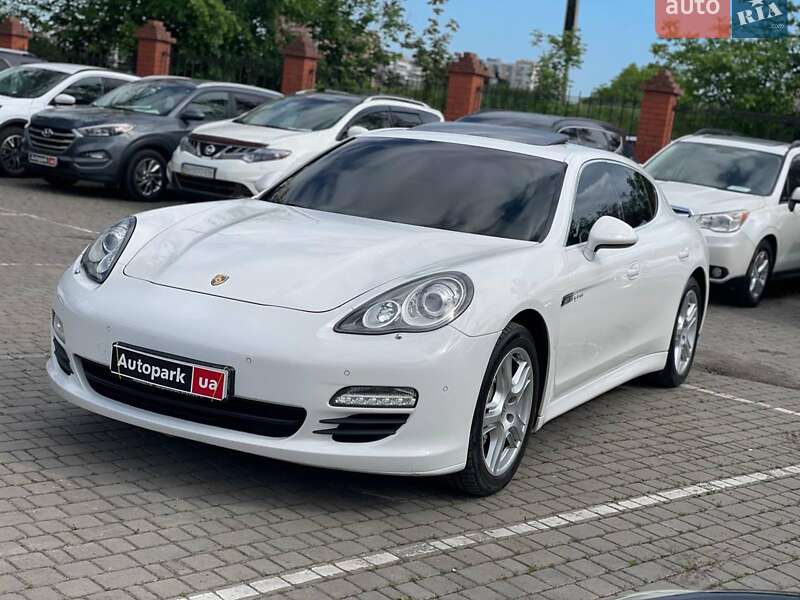 Porsche Panamera 2011