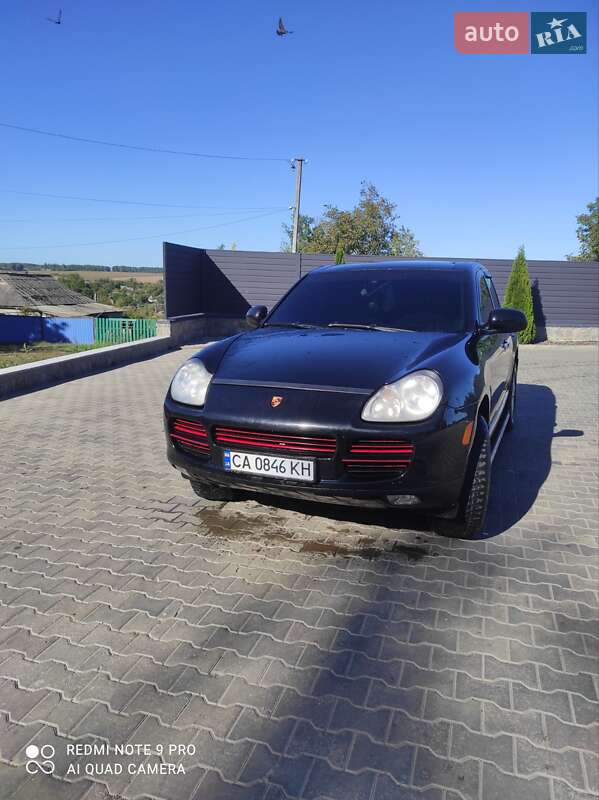 Porsche Cayenne 2004