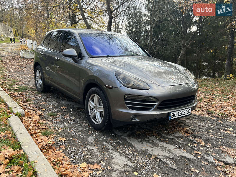 Porsche Cayenne 2012