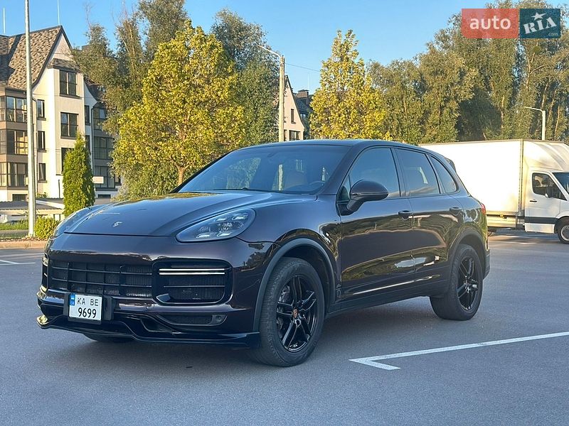 Porsche Cayenne 2016