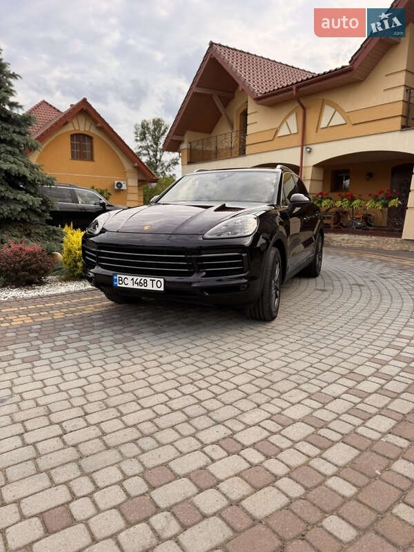 Porsche Cayenne 2020