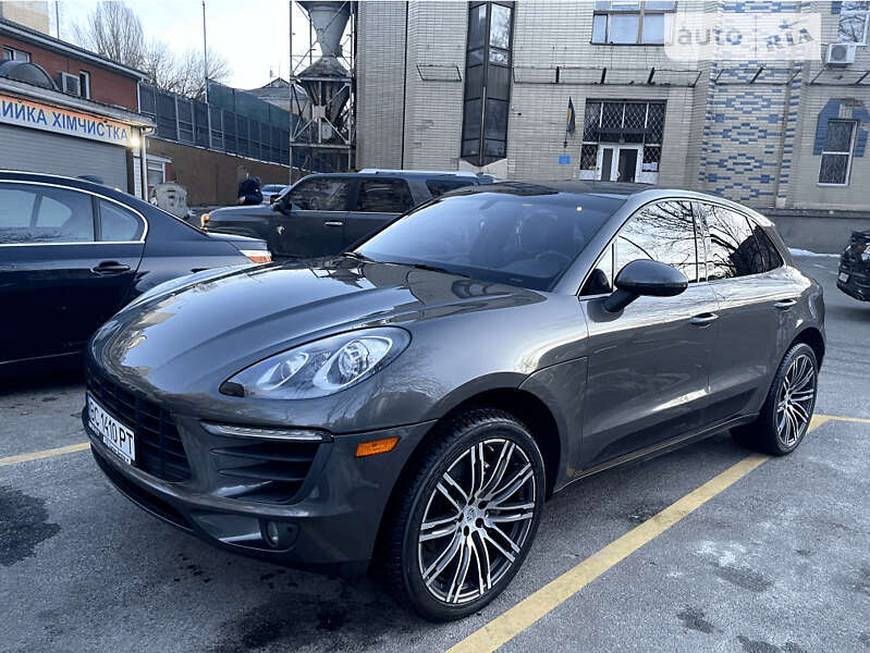 Porsche Macan 2014