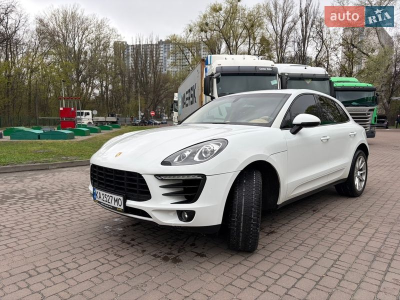 Porsche Macan 2016