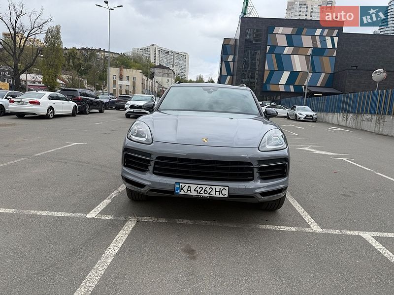 Porsche Cayenne 2019