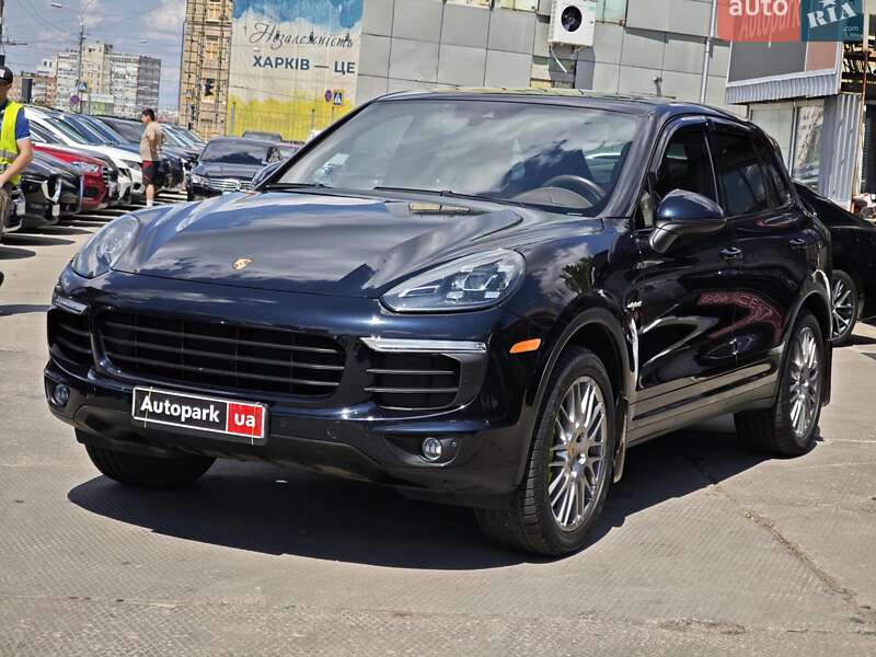 Porsche Cayenne 2015