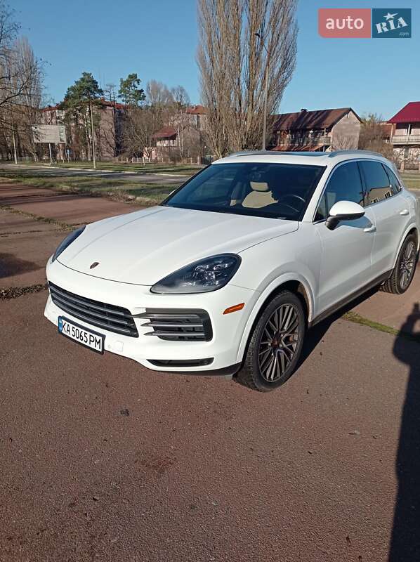 Porsche Cayenne 2019