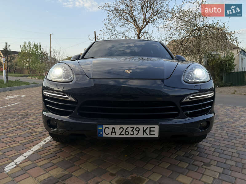 Porsche Cayenne 2011