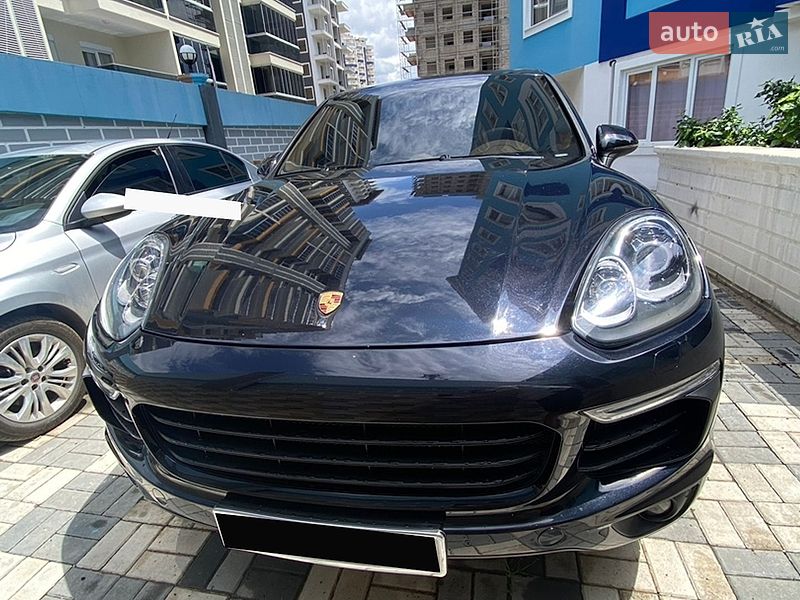 Porsche Cayenne 2016
