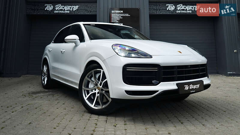 Porsche Cayenne 2020