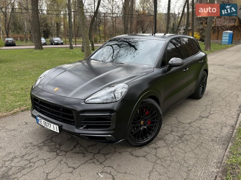 Porsche Cayenne 2022