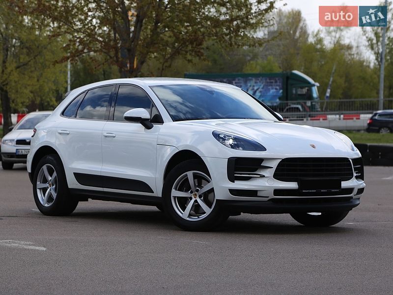 Porsche Macan 2021