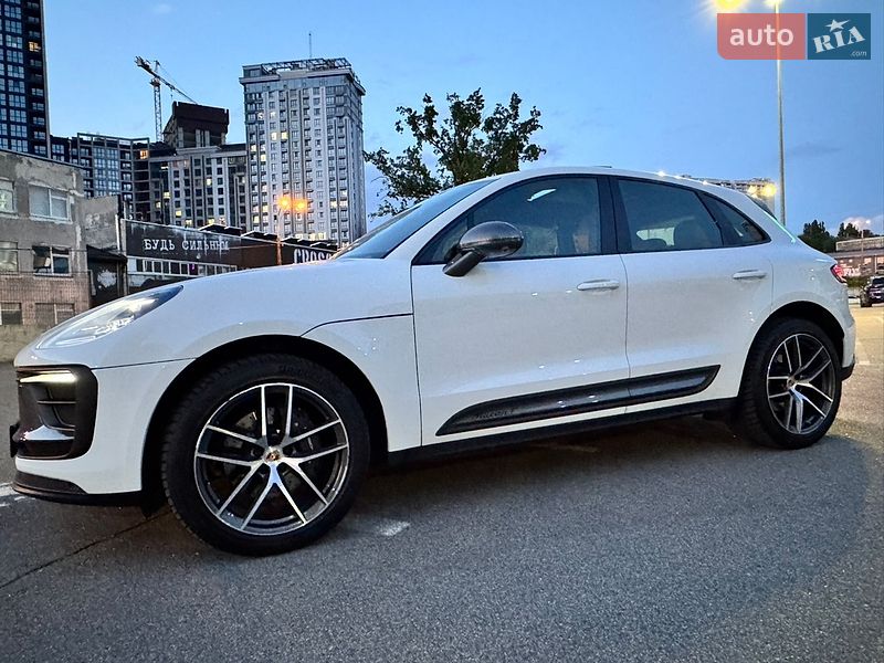 Porsche Macan 2022