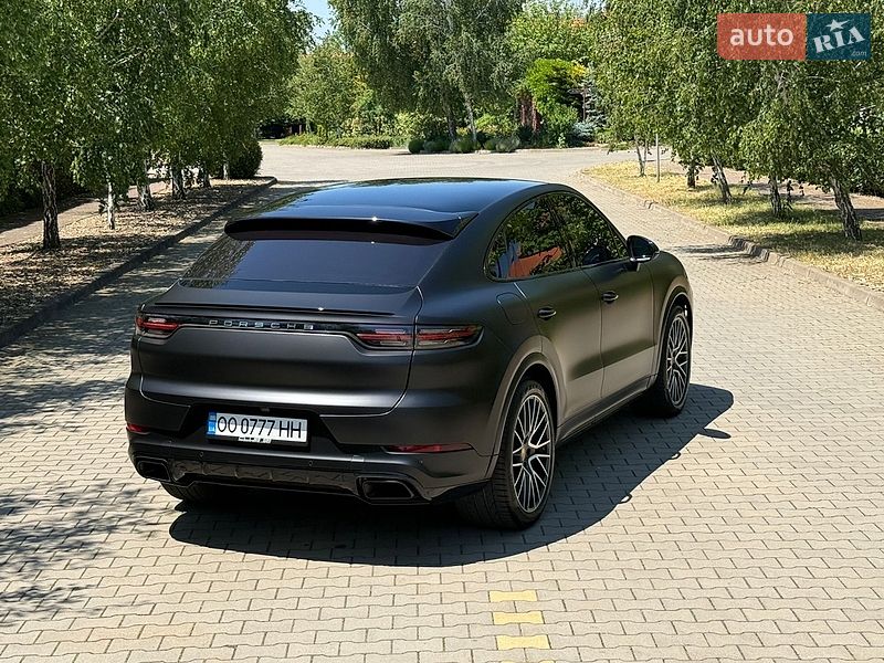 Porsche Cayenne Coupe 2021