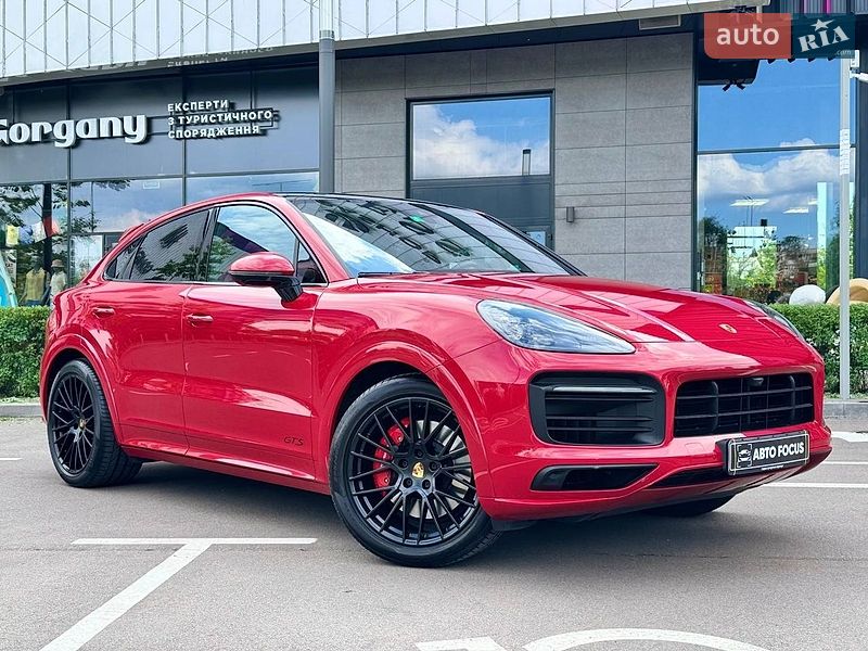Porsche Cayenne 2021