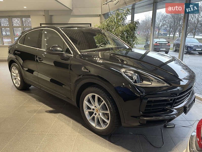 Porsche Cayenne 2022