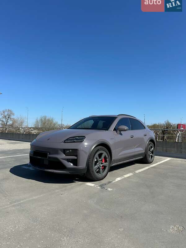 Porsche Macan 2024