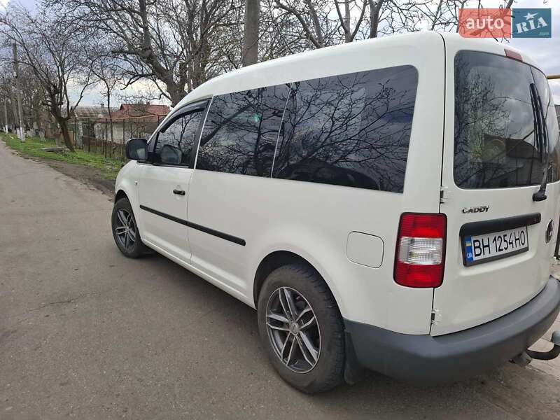 Volkswagen Caddy 2009