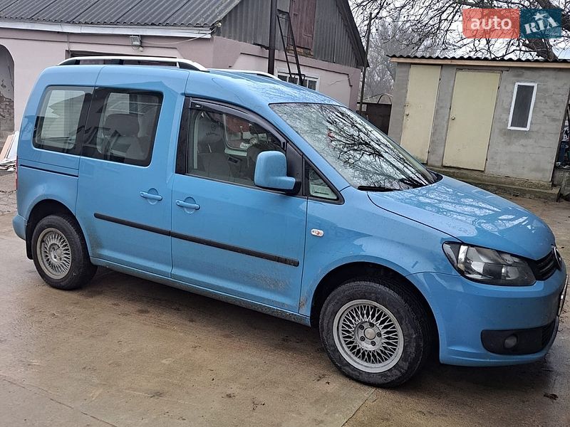 Volkswagen Caddy 2011
