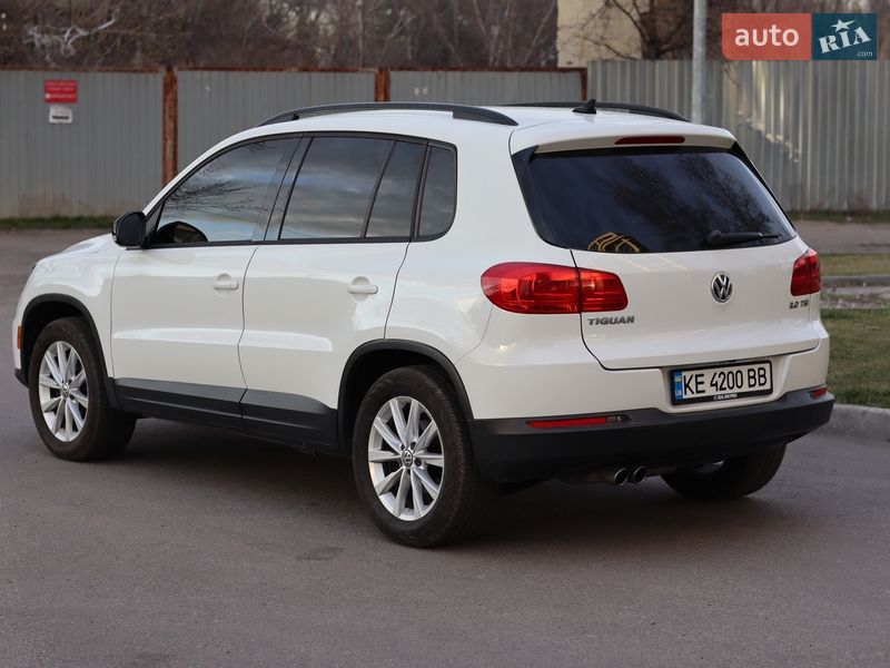 Volkswagen Tiguan 2015