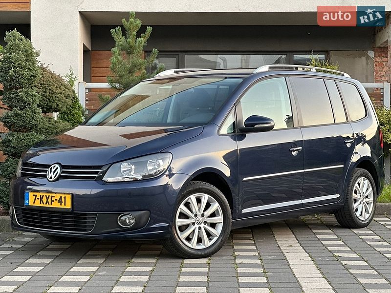 Volkswagen Touran 2011