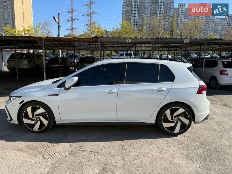 Volkswagen Golf GTI 2023