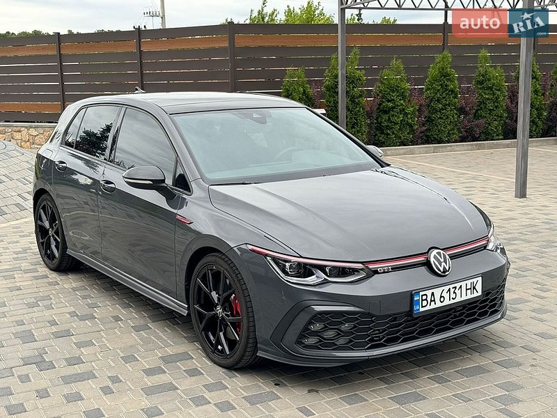 Volkswagen Golf GTI 2024