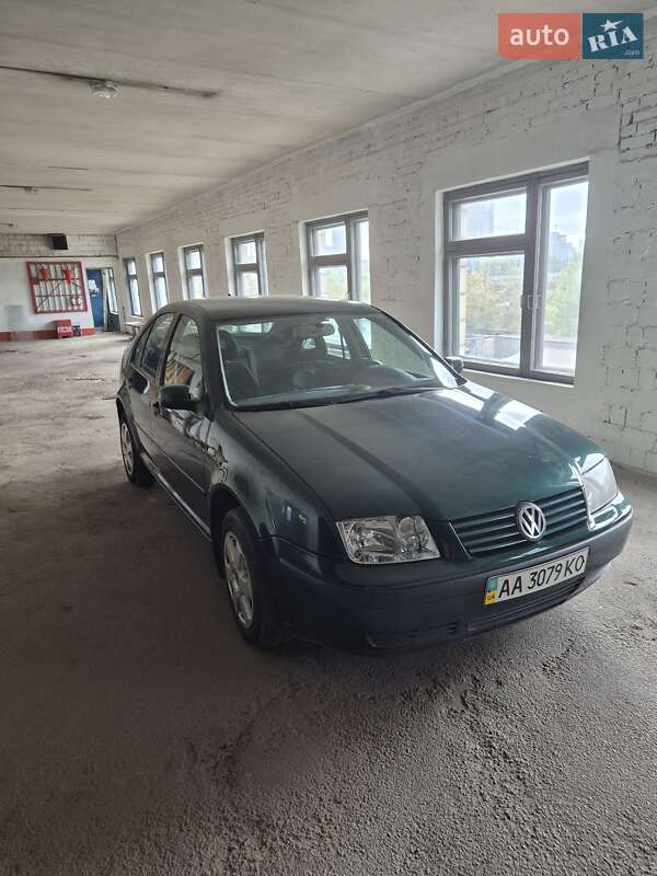 Volkswagen Bora 2001