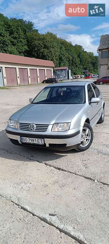 Volkswagen Bora 2002