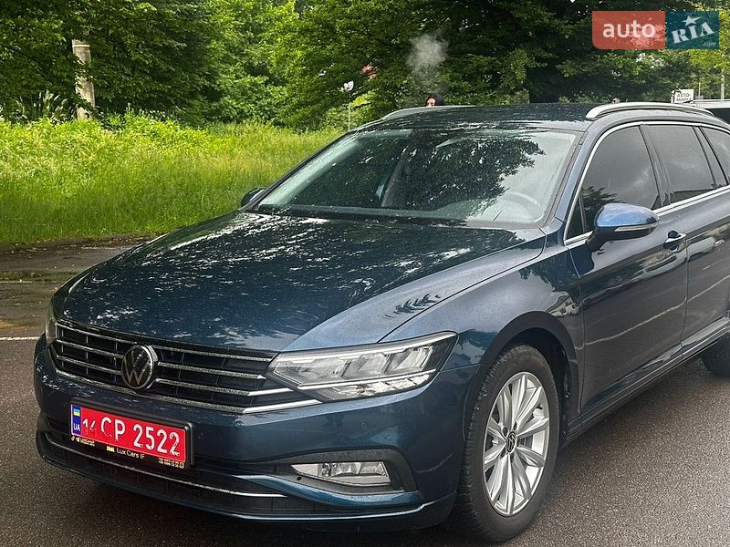 Volkswagen Passat 2023